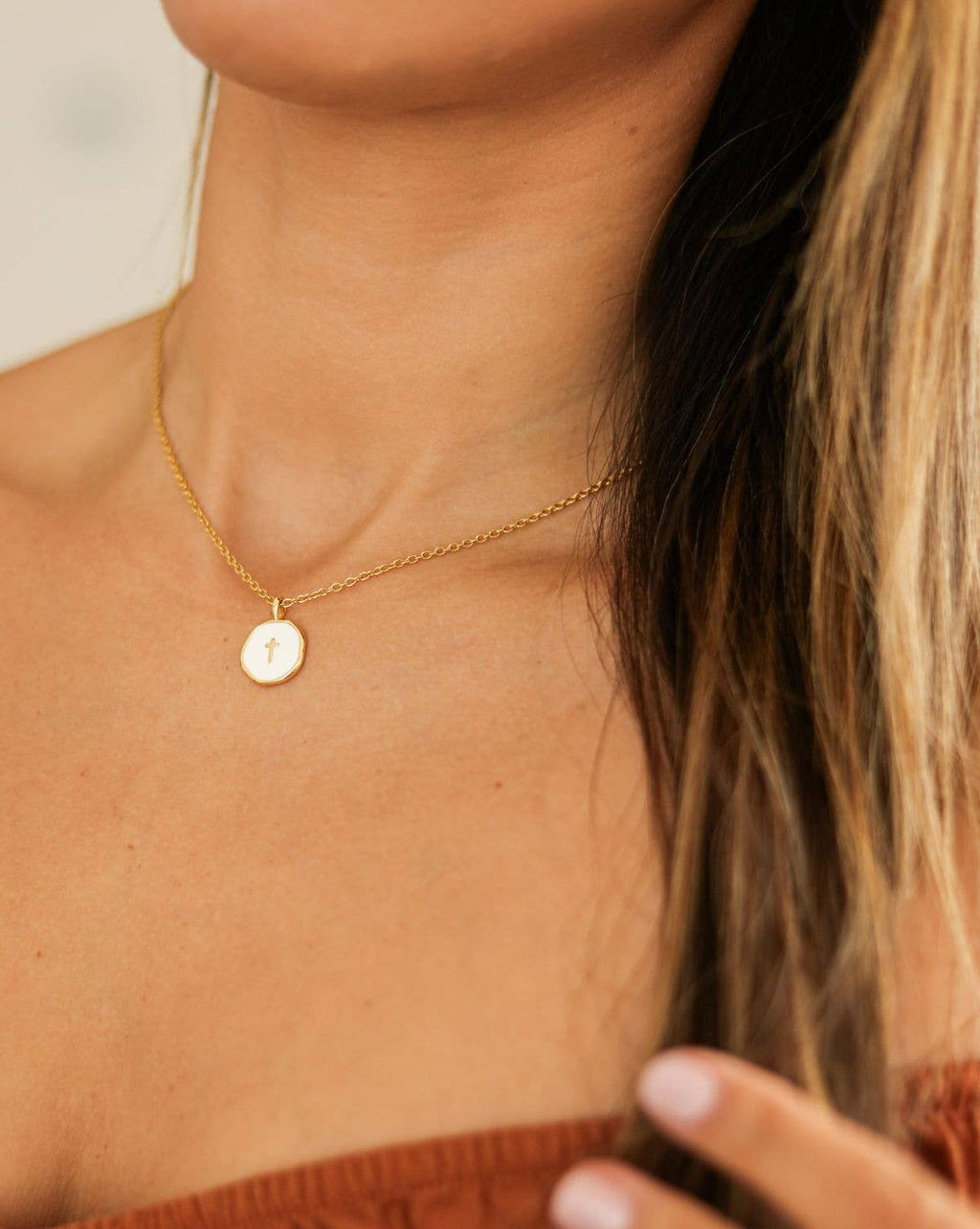 everlasting cross necklace